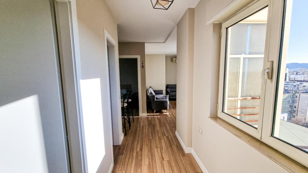 Skyline View 2Br Apartment Tirana Zewnętrze zdjęcie